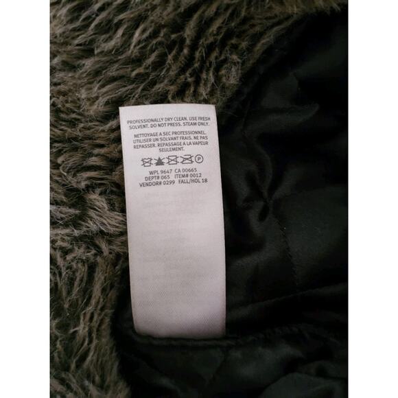 EDDIE BAUER Wool Blend Hadlock Trapper Hat~ Red Checkered / Faux Fur~Size S/M - Picture 6 of 9